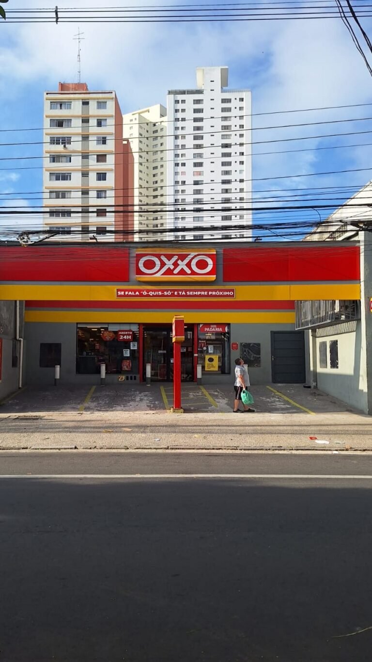OXXO perto do pensionato em São Paulo